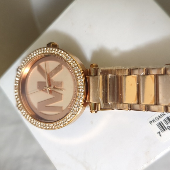 Michael Kors Accessories - Rose Gold Michael Kors watch